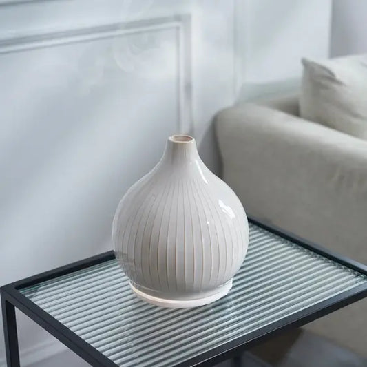 Dyfuzor zapachowy do domu ceramiczny Pistil 250 ml z LED i automatycznym wyłączeniem