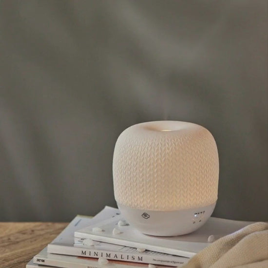 Ultraschall-Diffusor aus gestrickter Keramik mit Timer, Schalter und LED